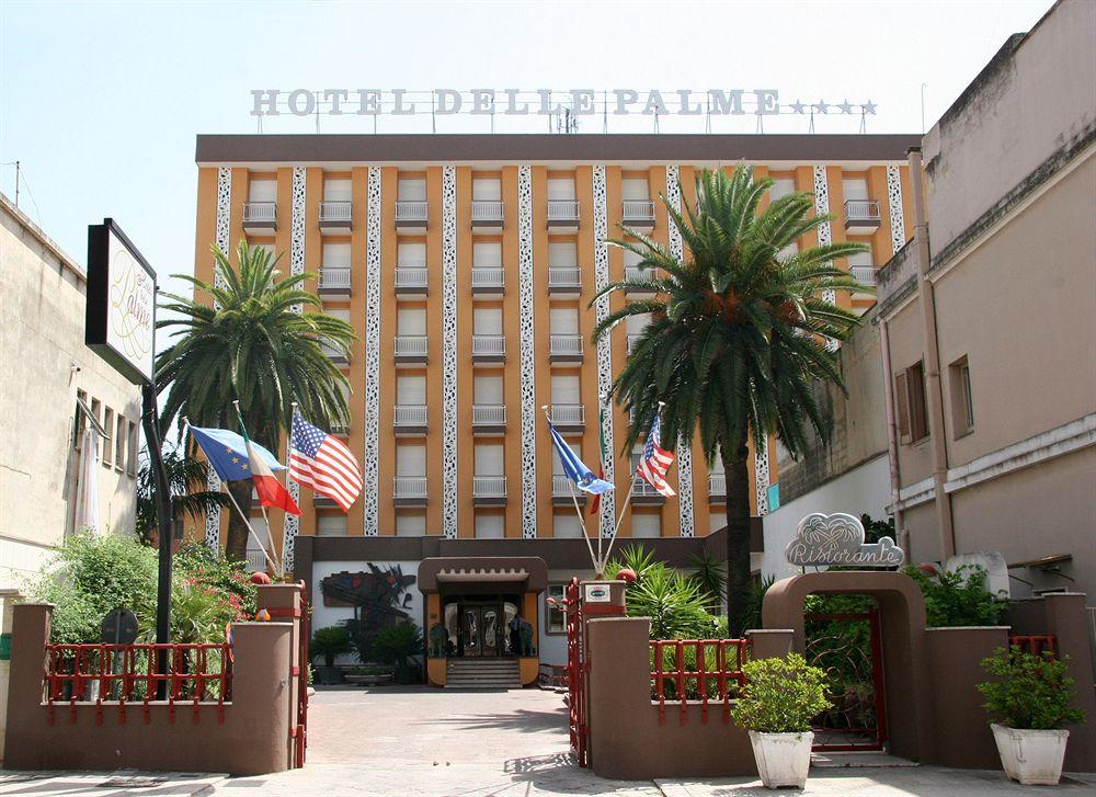 Hotel Delle Palme Лече Екстериор снимка